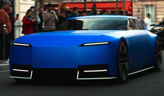 Jaguar Type 00 blue - front 3/4